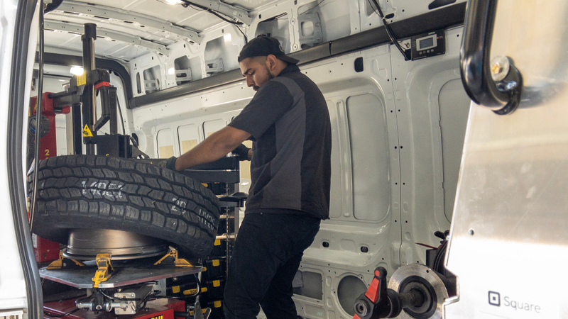 Illustration for article titled Here's How Mobile Tire Installation Works And Why You Might Want To Try It